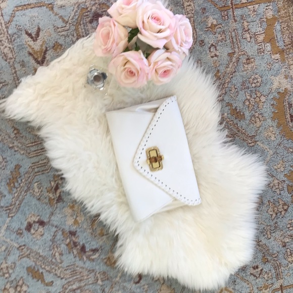 APT. 9® White Envelope Clutch Crossbody Bag Chain Strap + Twist lock - Picture 4 of 7